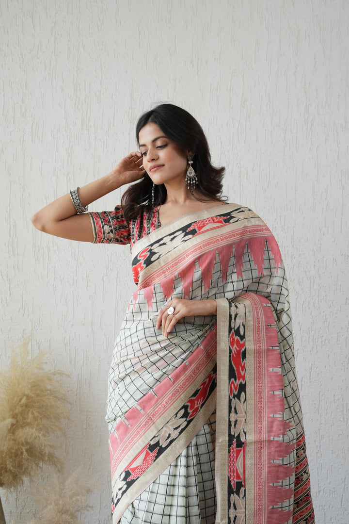 Checkered Temple Border Weave Pattern Kapas Saree